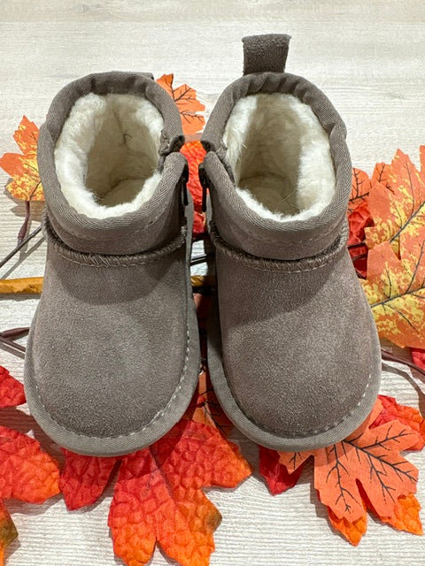 STIVALE IN PELLE CON ZIP FANGO